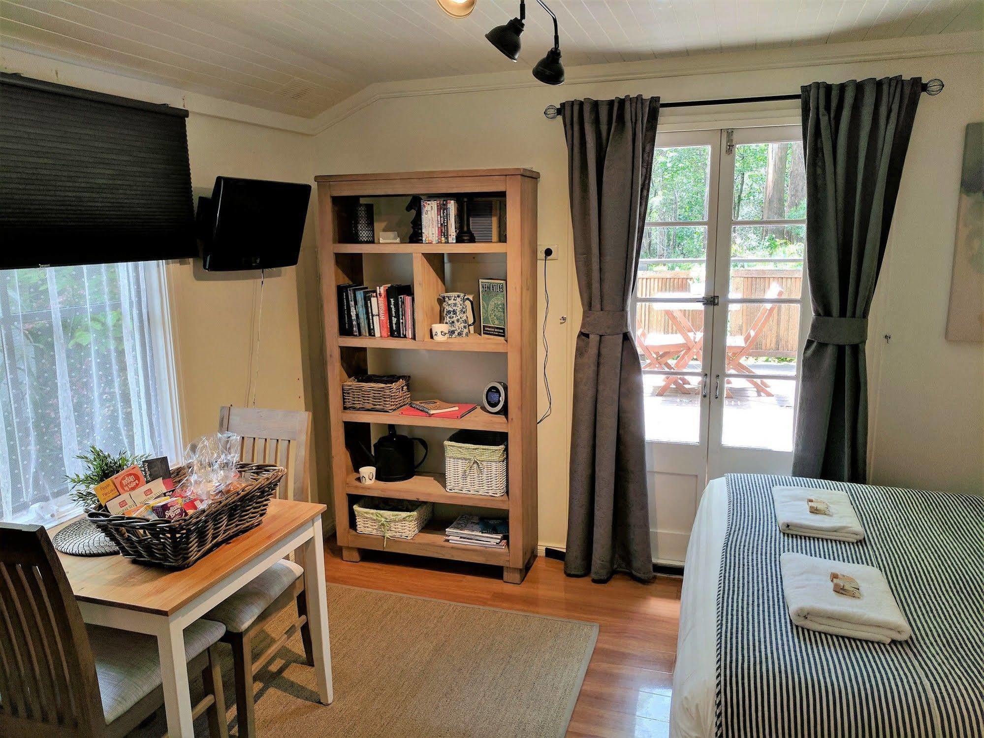 Annie Roes Luxury B&B Bend of Islands Exterior foto
